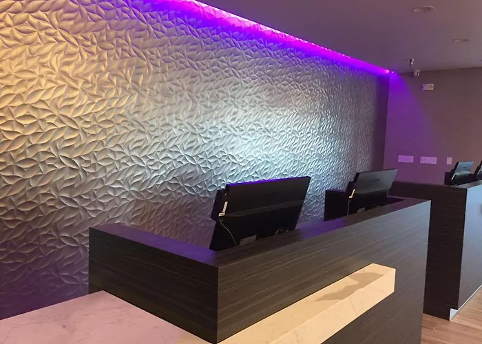 Radisson Hotel Oakland Airport