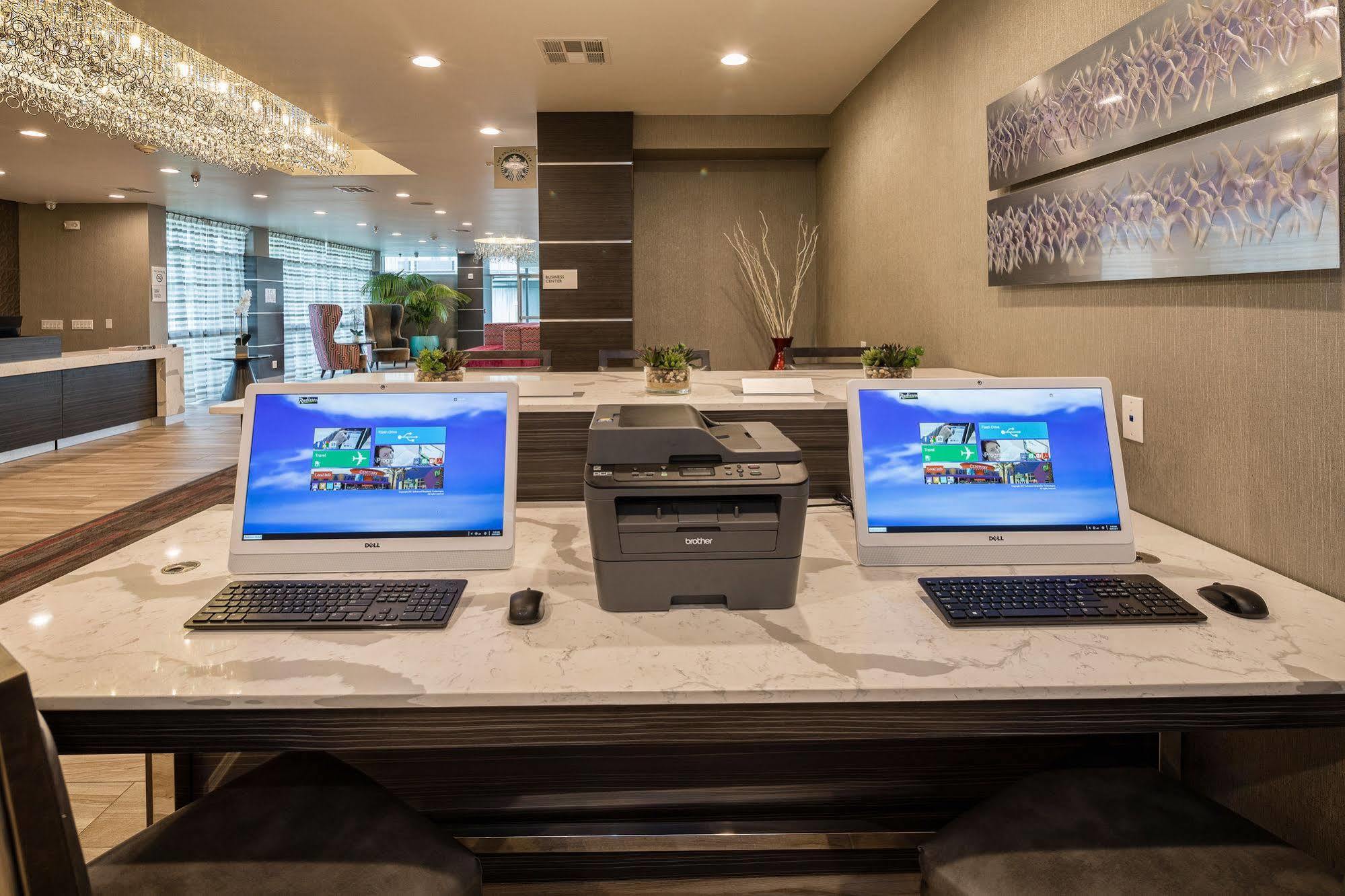Radisson Airport Hotel Oakland